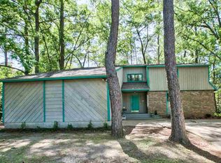 2300 W Indian Head Dr, Tallahassee, FL 32301