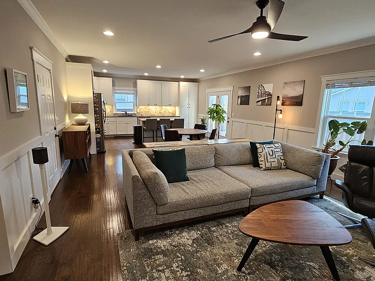 E View Ct — Photo 8