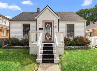 2041 Howe St, Racine, WI 53403