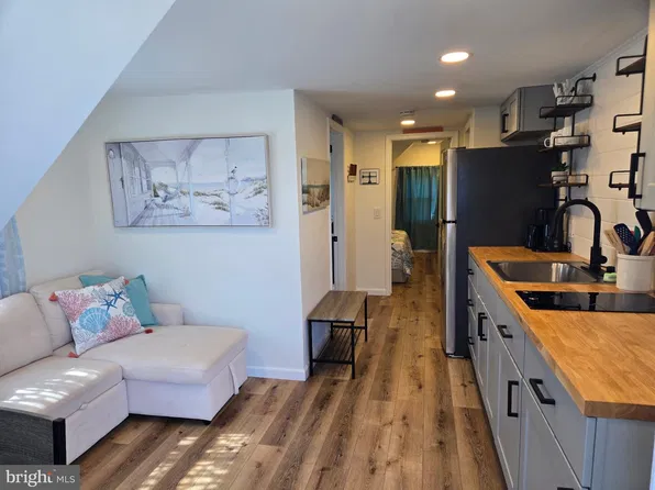 205 5th St Unit 42, Ocean City, MD 21842