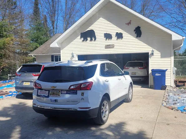 6651 Tamarack Trl, Lake, MI 48632