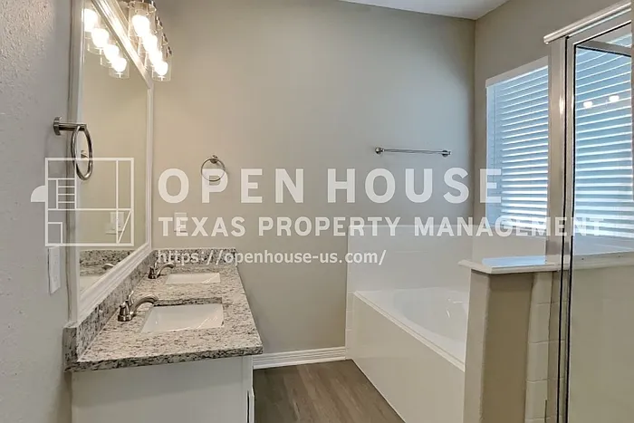 8000 N Tarrytown Crossing Dr — Photo 9