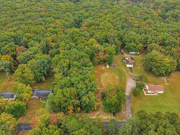5th image of 1712 Janvier Rd