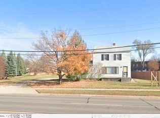 33420 Utica Rd, Fraser, MI 48026