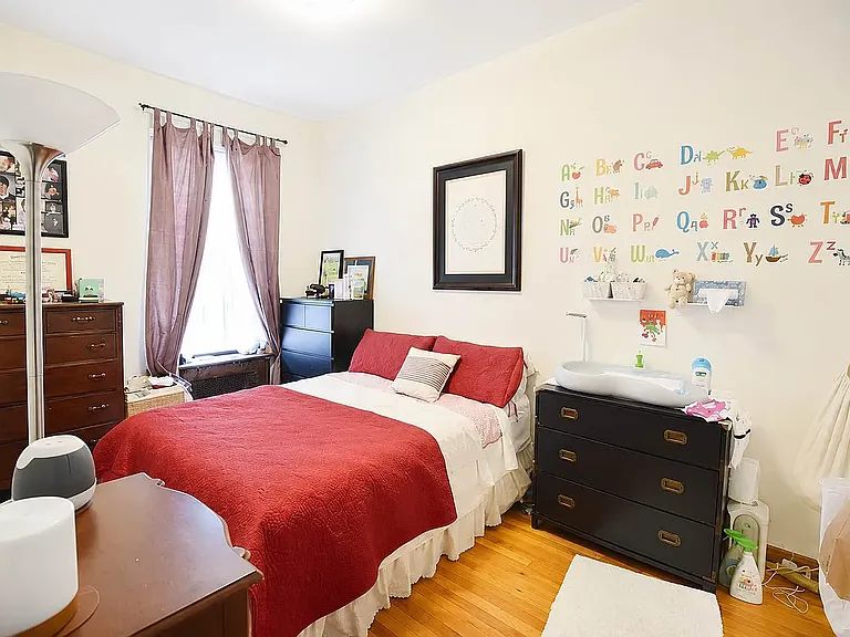 315 W 74th St #3B — Photo 4