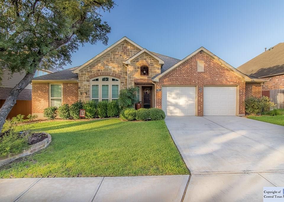 1st image of 544 Oak Cascade
