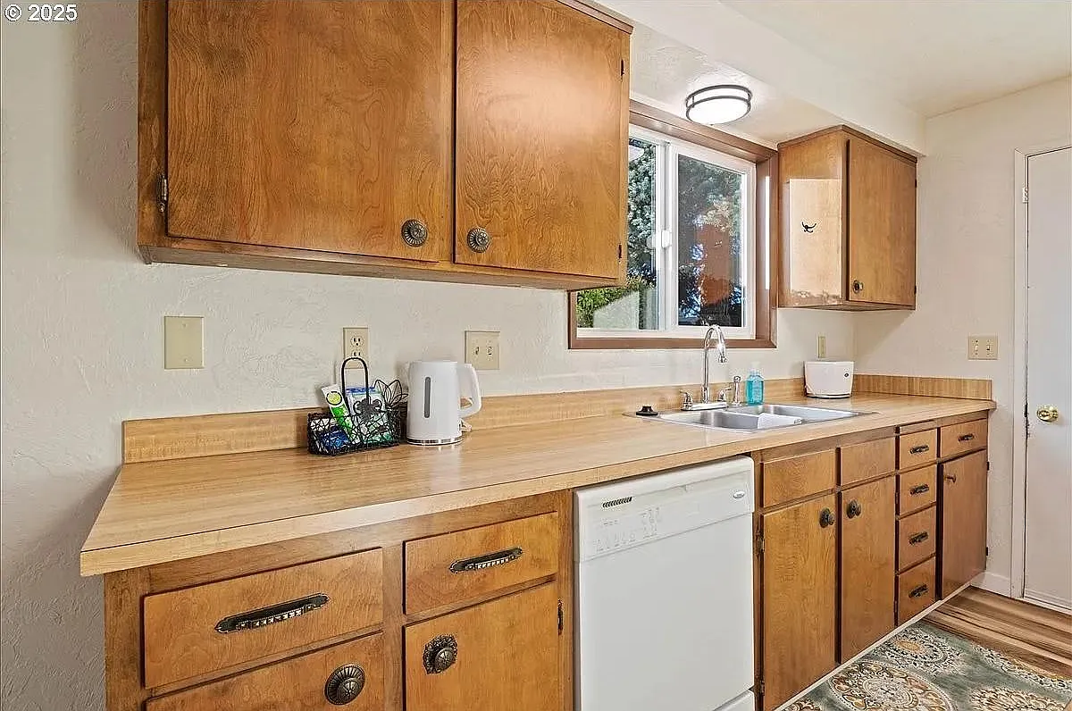2801 Raleigh Ct SE - G06 2801 — Photo 3
