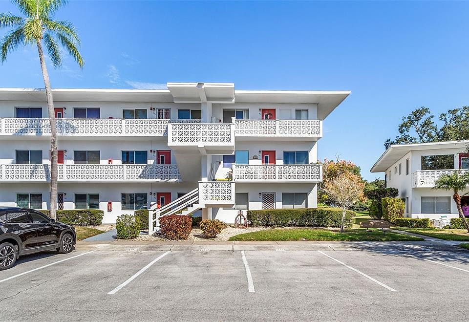 1st image of 11225 82nd Ave APT 301