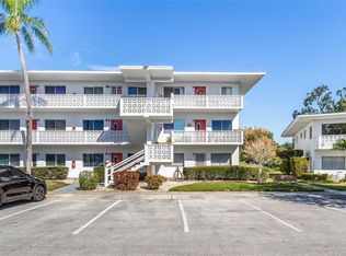 11225 82nd Ave APT 301, Seminole, FL 33772