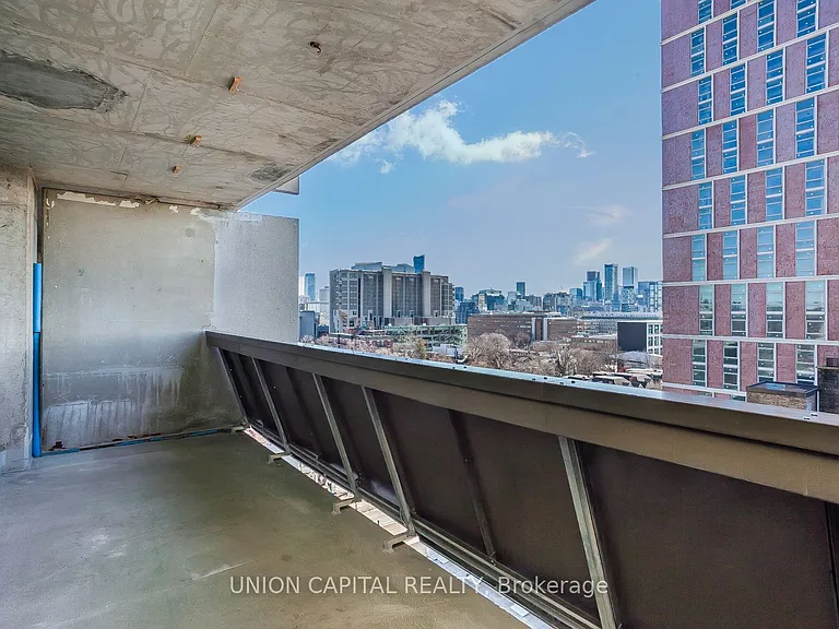 720 Spadina Ave #904 — Photo 10