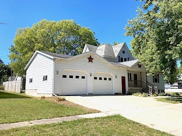 419 N 2nd St, Greene, IA 50636