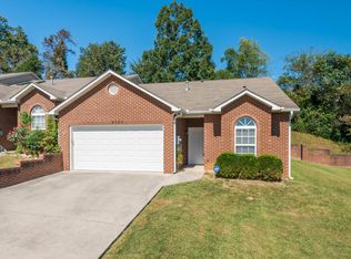 2483 Glen Meadow Rd, Knoxville, TN 37909