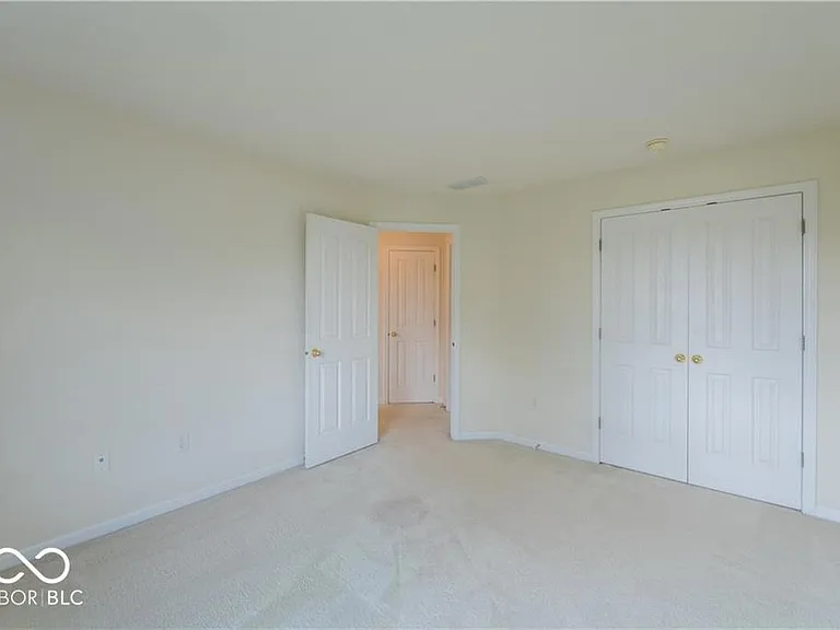 15151 New Haven Dr — Photo 24