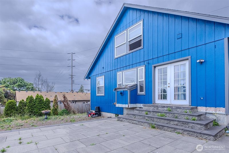 2nd image of 1305 Browns Point Boulevard
