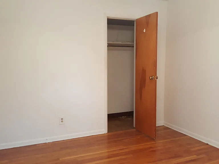W 3rd Ave 85 NPR — Photo 30