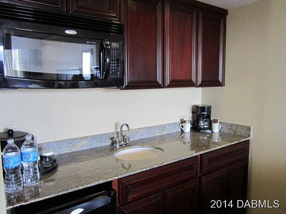 5th image of 600 N Atlantic Ave #830