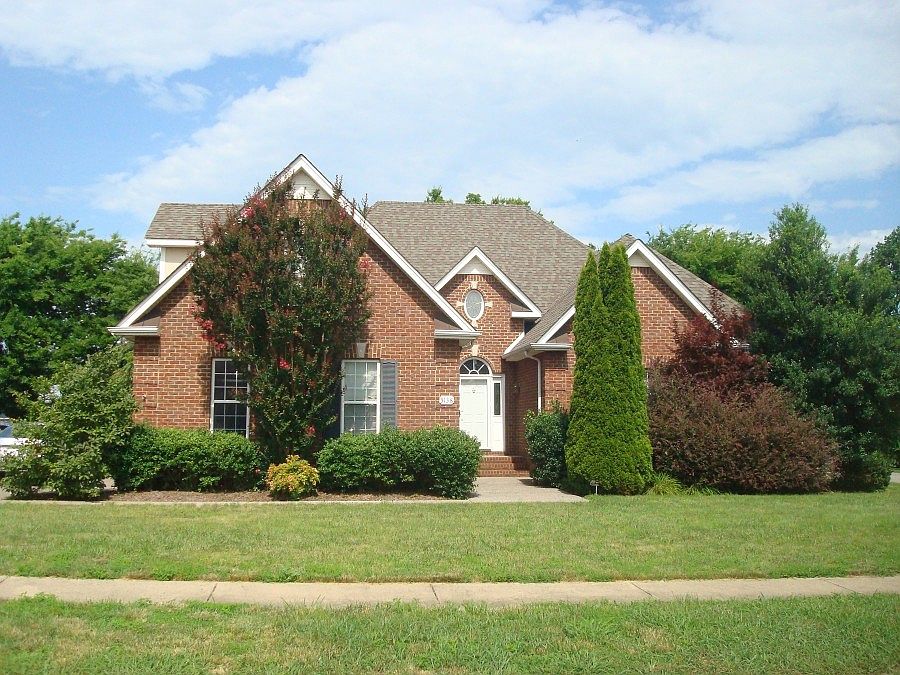 1st image of 3138 Jenkins Dr