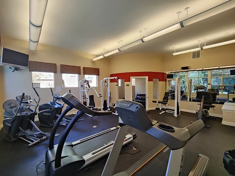 9019 E Panorama Cir #D-404 — Photo 14