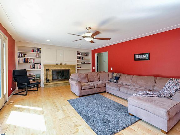 2nd image of 6319 Winding Ln