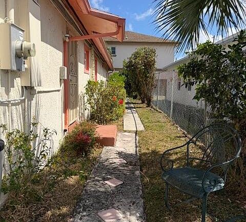 2nd image of 1585 W 36th Street