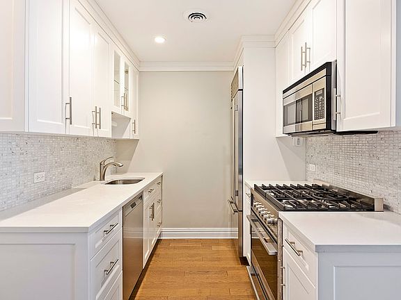 4th image of 530 E 76th St APT 29D