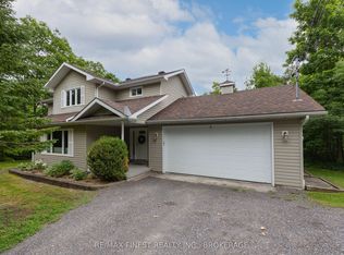 147 Selton Rd, Leeds And The Thousand Islands, ON K0E 1L0