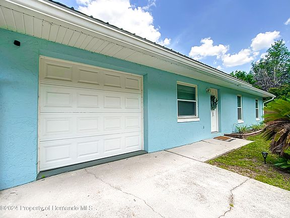 5th image of 4081 N Holiday Dr