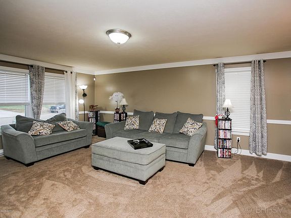 8748 geiser grove-103