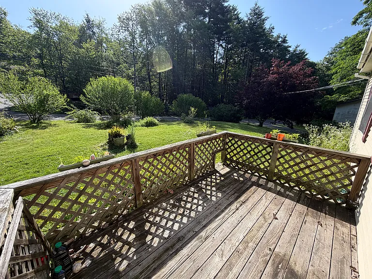 72 Fox Hill Rd — Photo 3