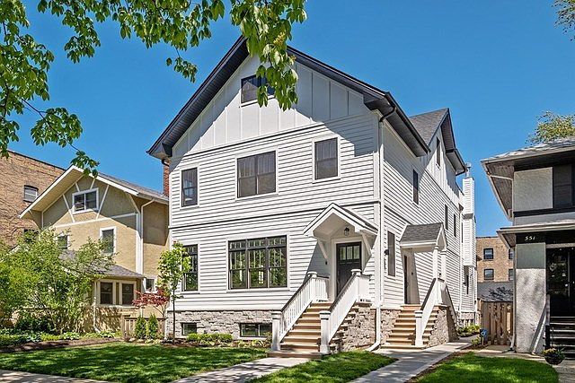 1st image of 555 Michigan Ave #1