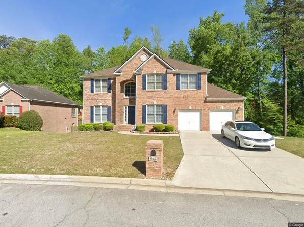 946 Brighton Crest Cir, Stone Mountain, GA 30087