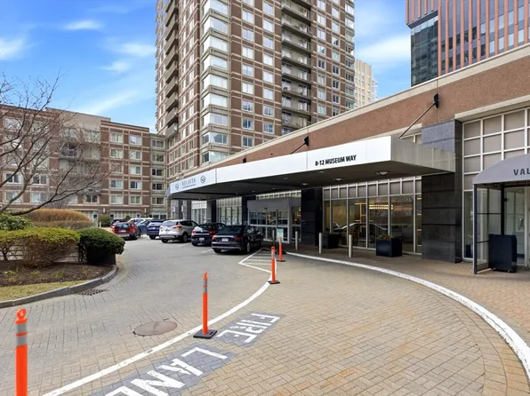8 Museum Way #1902, Cambridge, MA 02141