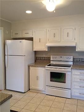 4th image of 115 Buckboard Dr