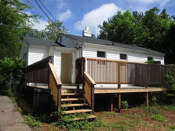 3rd image of 106 Philip St