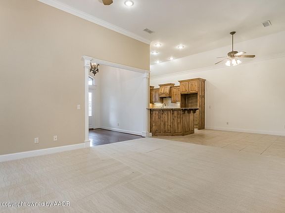 4th image of 7806 Pineridge Dr