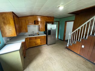 3 Bodwell St, Old Town, ME 04468