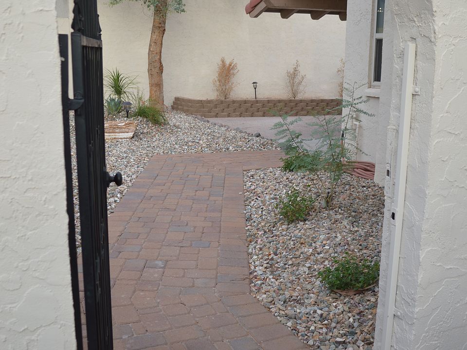 Welcome to your large private courtyard