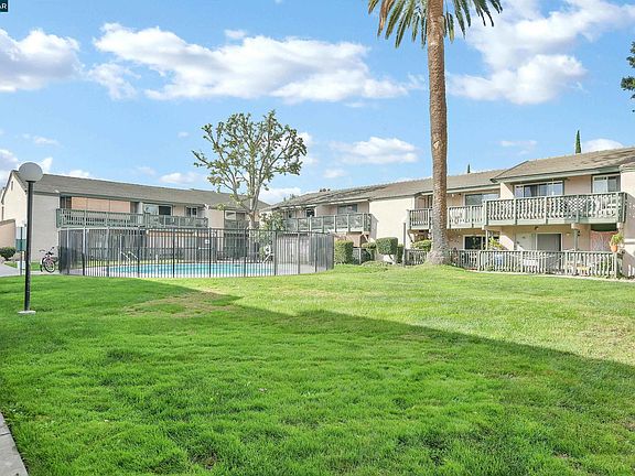 2nd image of 4888 Clayton Rd APT 6