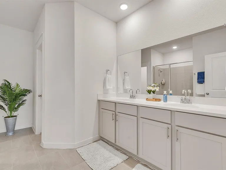 108 Blackwell Ln — Photo 14