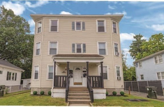 5th image of 82 Malden St