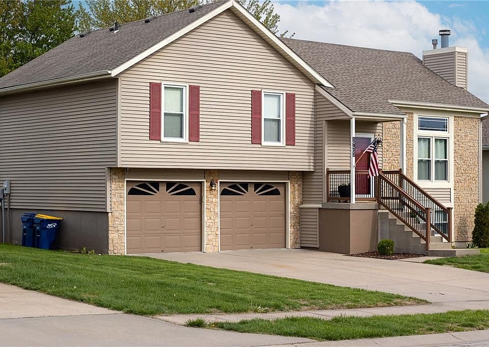 1st image of 19403 Ironwood Dr