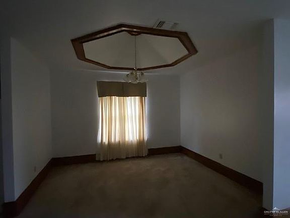 3rd image of 105 San Jacinto St