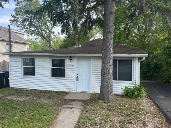 24521 W Stub Ave, Round Lake, IL 60073