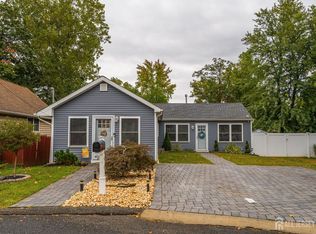496 Harding Rd, Laurence Harbor, NJ 08879