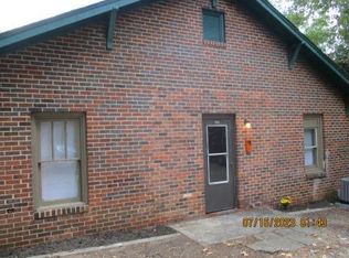 316 W 5th St, Burlington, NC 27215