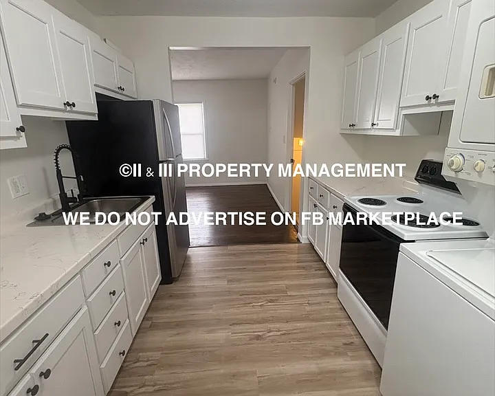 731 W 25th St #B — Photo 9