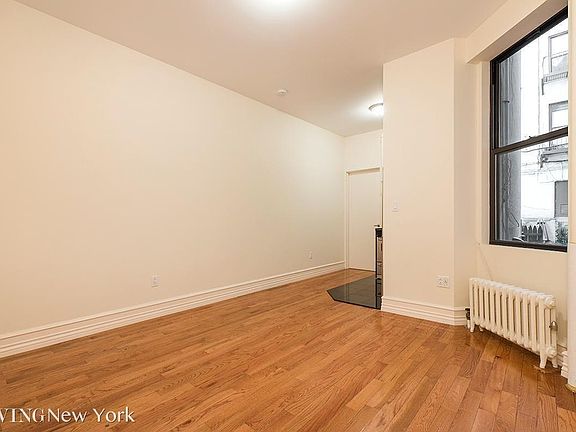 2nd image of 610 W 164th St APT 22