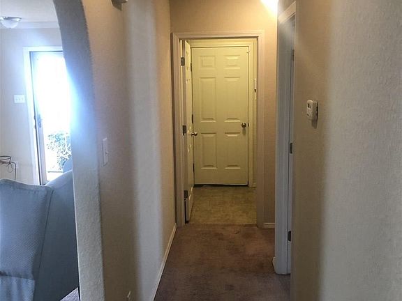 4th image of 225 Saunders Dr