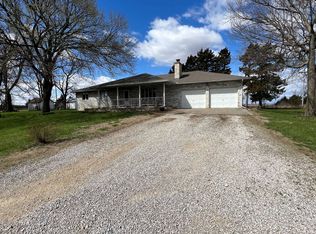 719 12th Rd, Burlington, KS 66839
