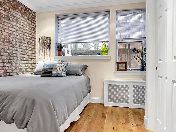 2nd image of 336 E 81st St APT 3J
